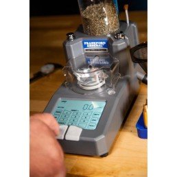 Dosificador Digital INTELLIDROPPER de Frankford Arsenal
